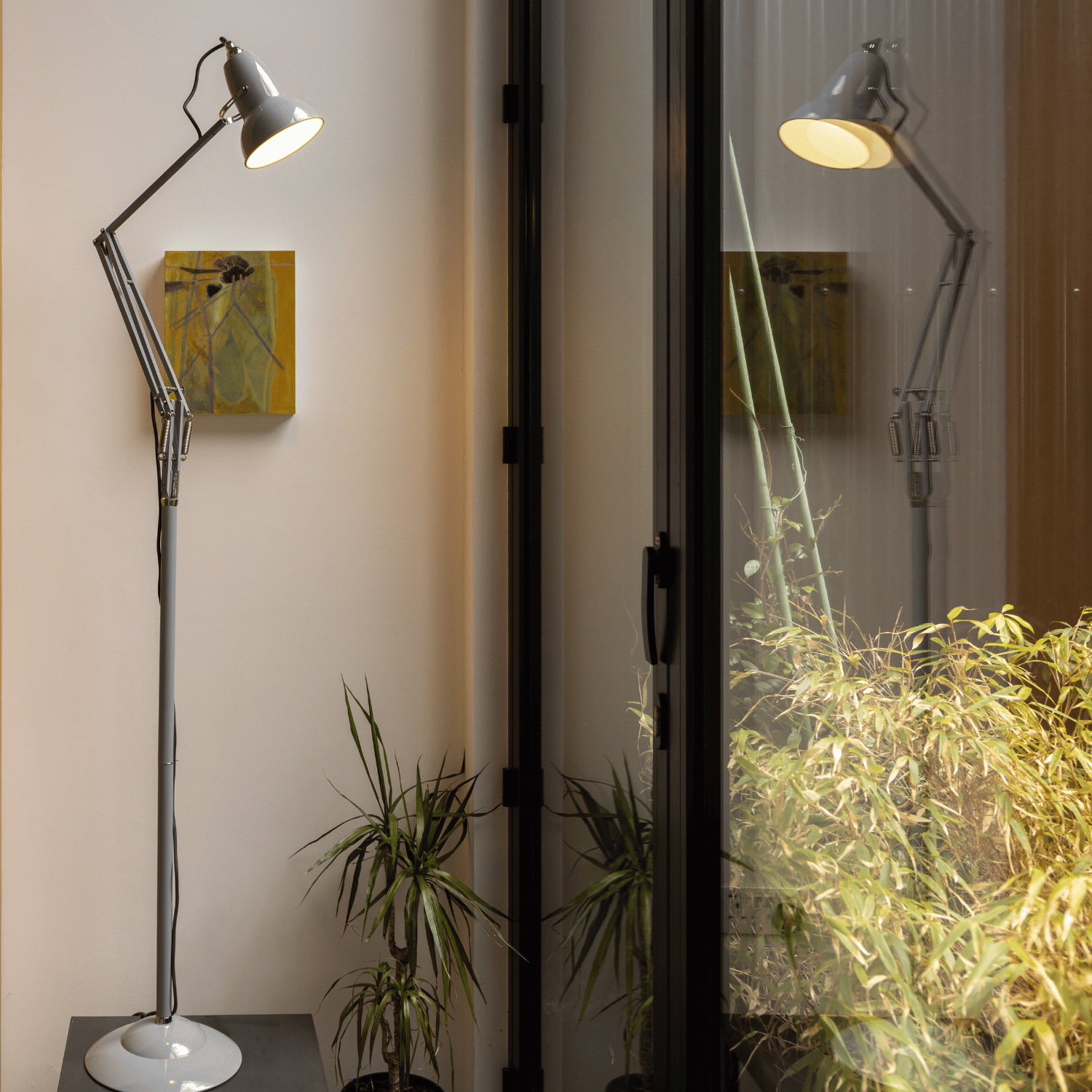 Original 1227 floor lamp dove grey