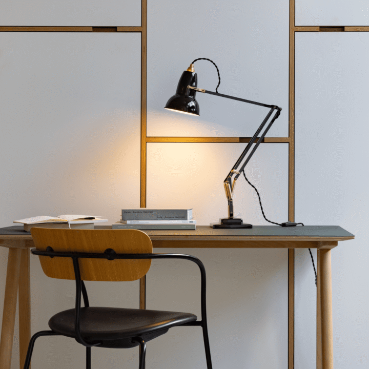 Original 1227 desk lamp black
