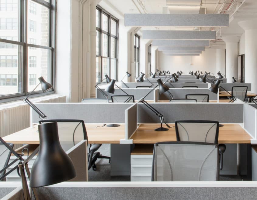 Shake-Shack-HQ-desk-spaces