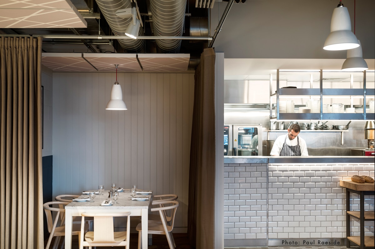 Albion-Clerkenwell-dining-kitchen