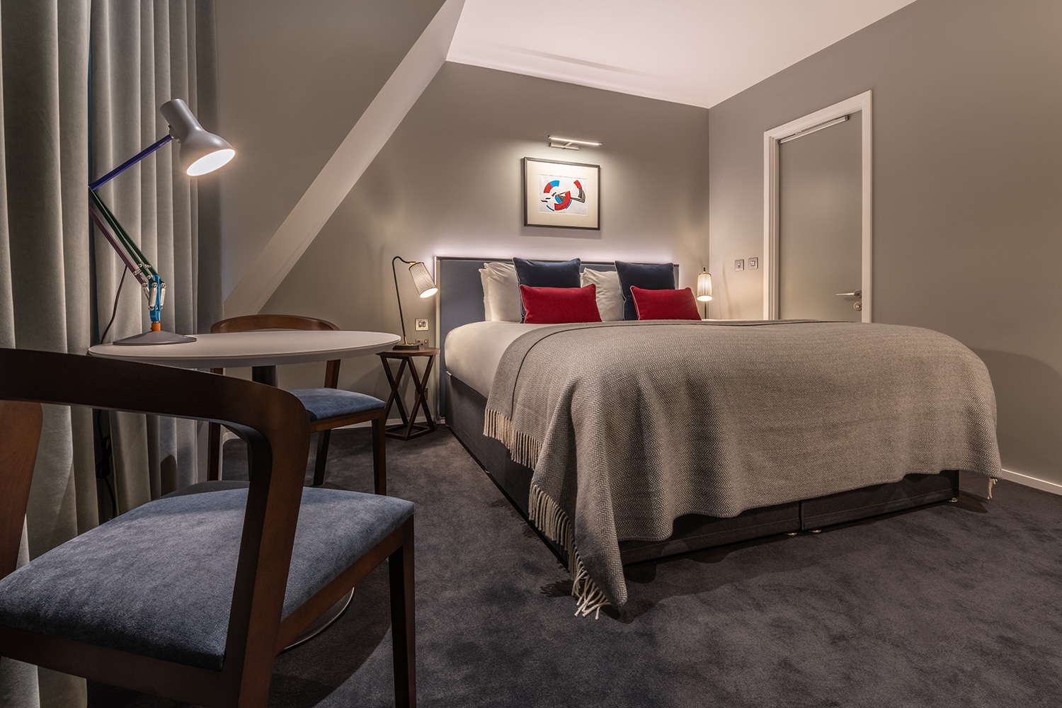 The_Nadler_Covent_Garden_with_Anglepoise_5