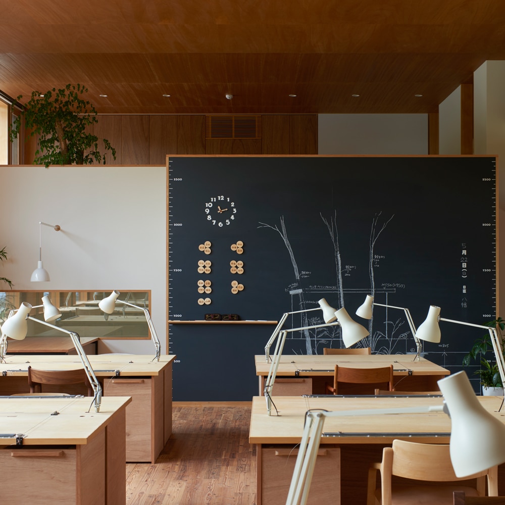 Vega-House-Desks