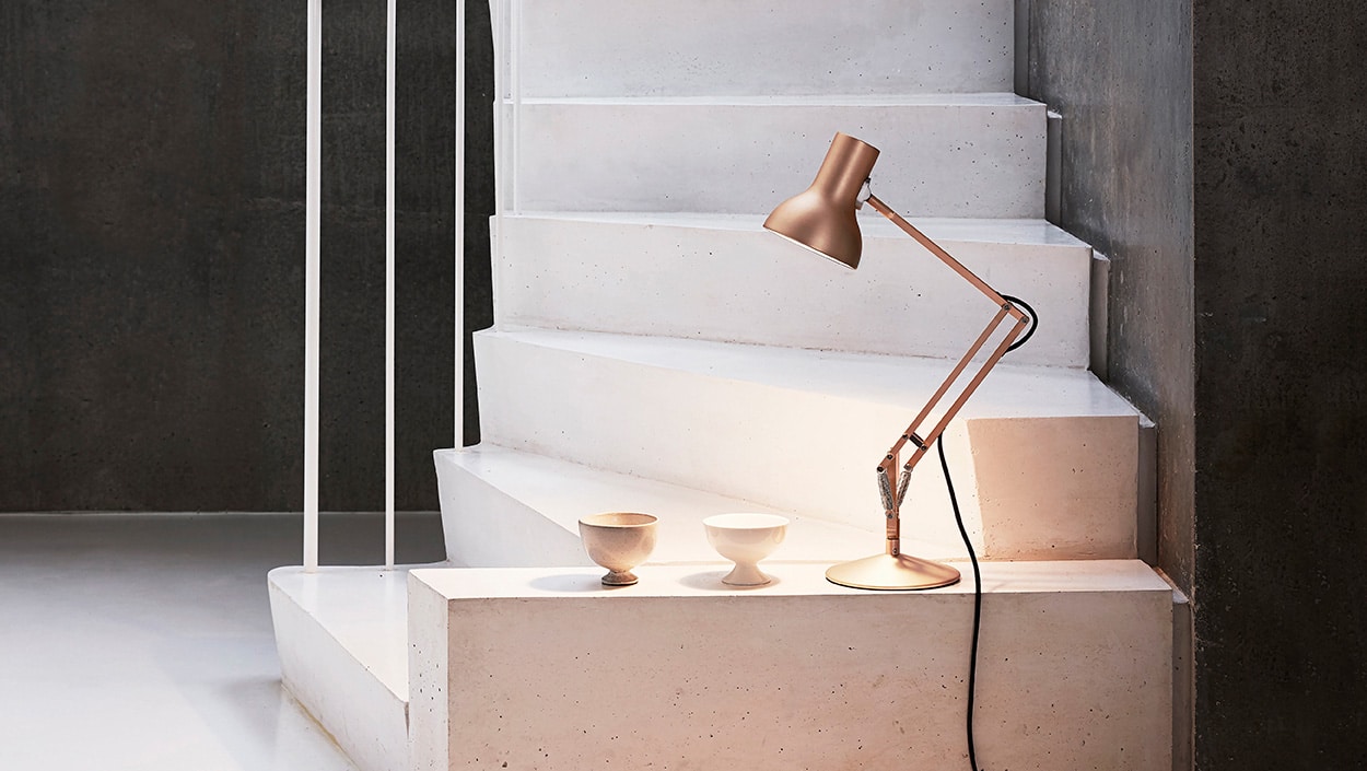 Type_75_Mini_Metallic_Desk_Lamp_Copper_Lustre