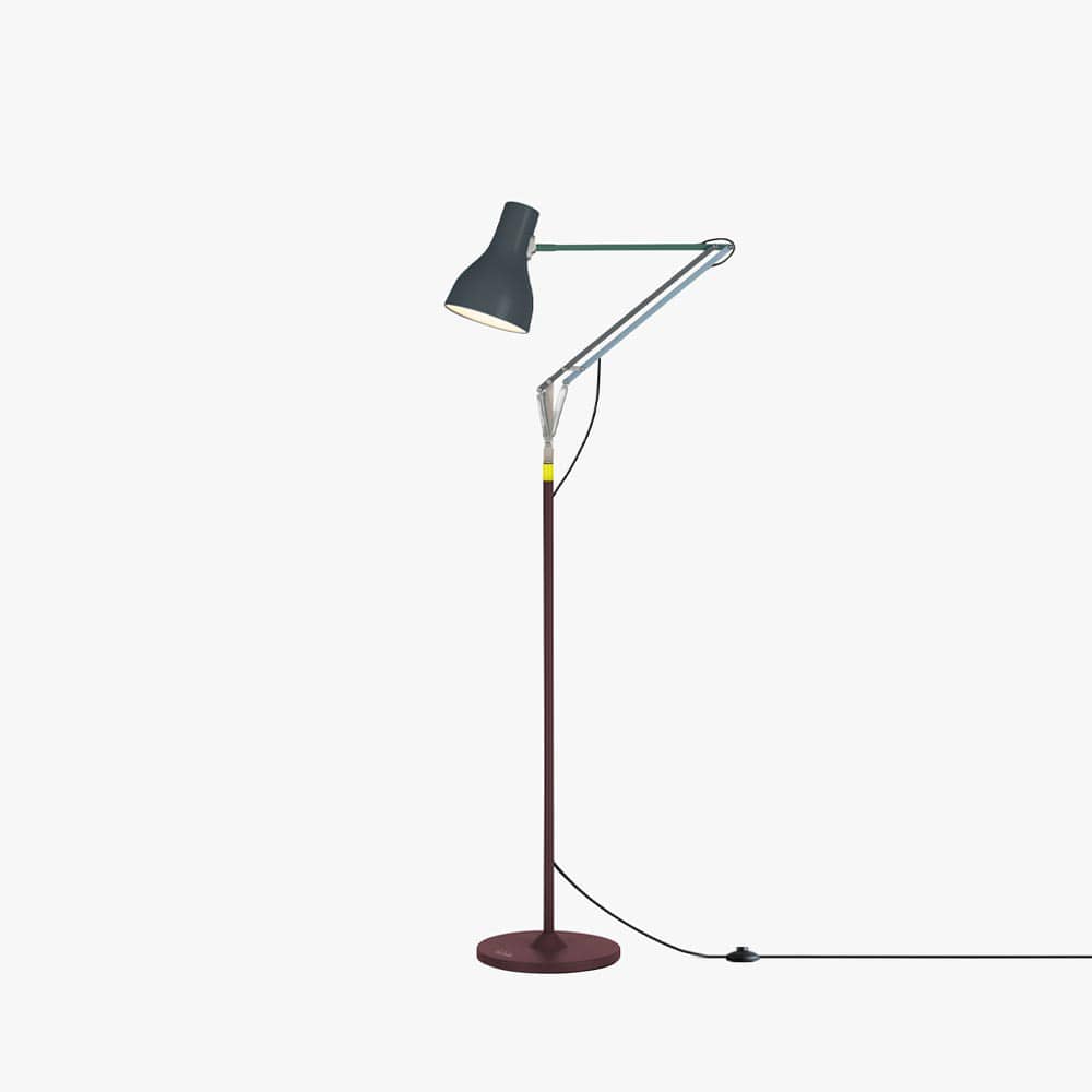 type_75_floor_lamp_ps4_1