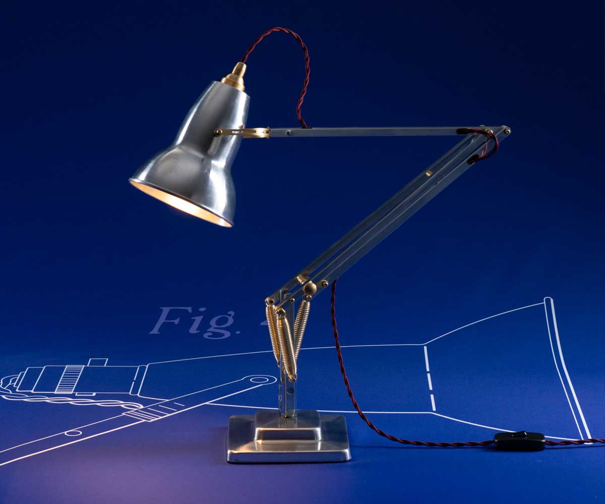 90-anniversary-lamp