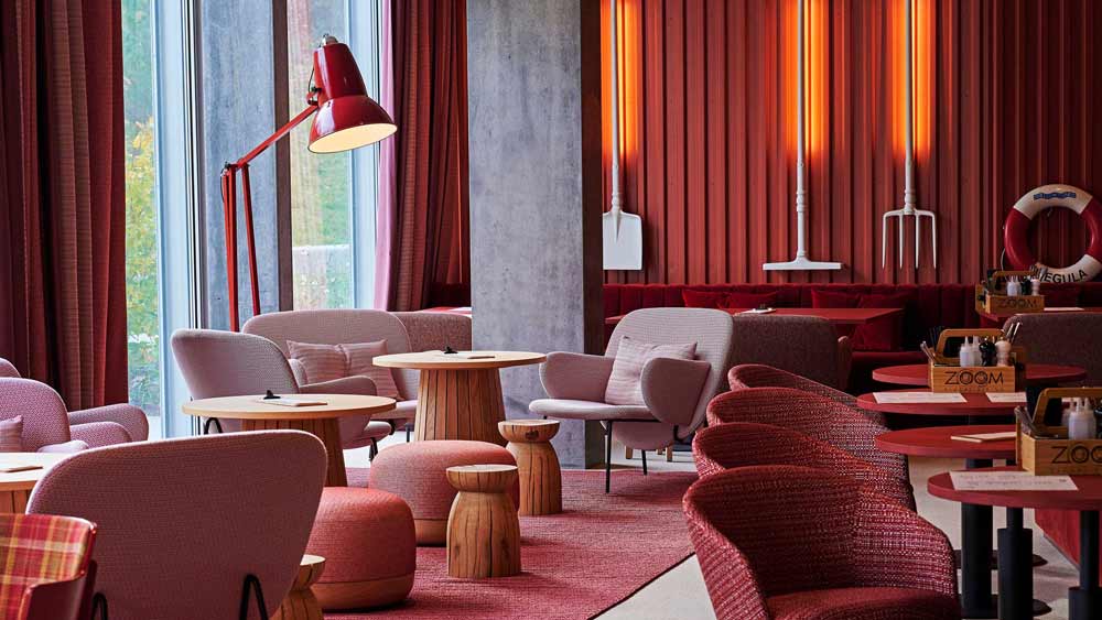 hotel-giant-1
