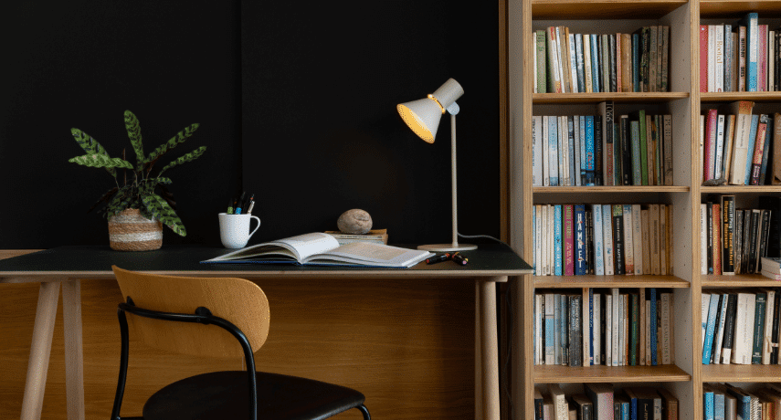 type 80 table lamp