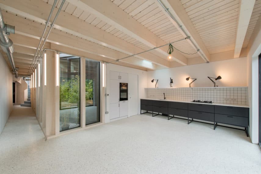 Lutwyche-Road-Adrian-Pope-2
