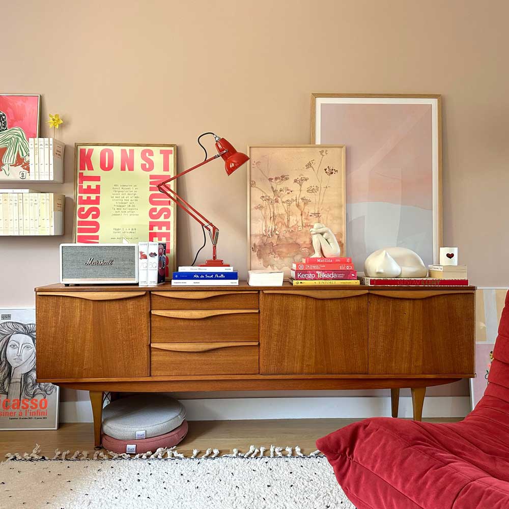 coral-red-lounge