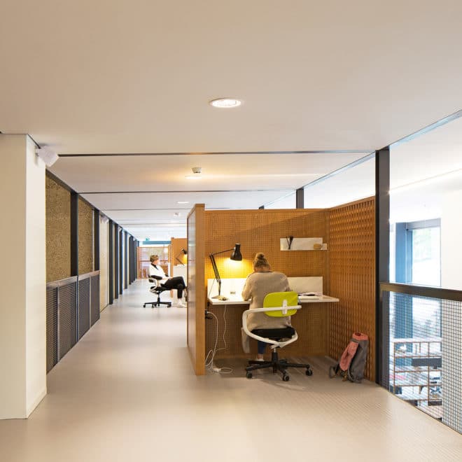 Spaces-Hofplein-office-nooks