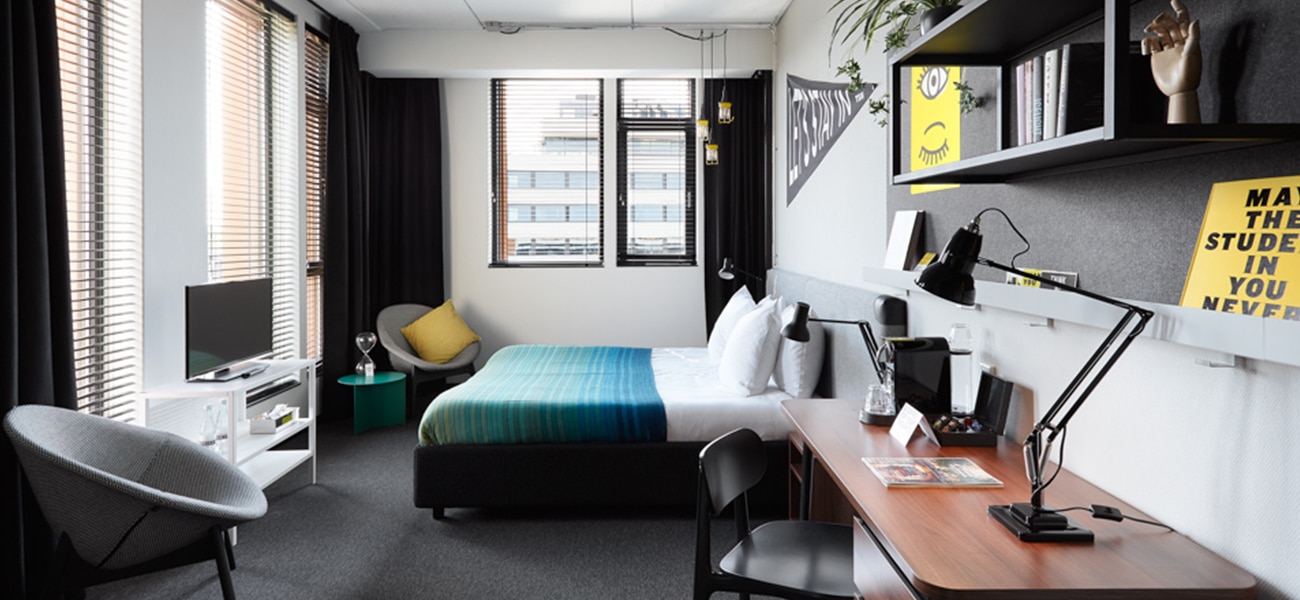 The-Student-Hotel-Amsterdam-bedroom