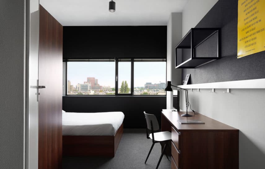 The-Student-Hotel-Amsterdam-simple-bedroom