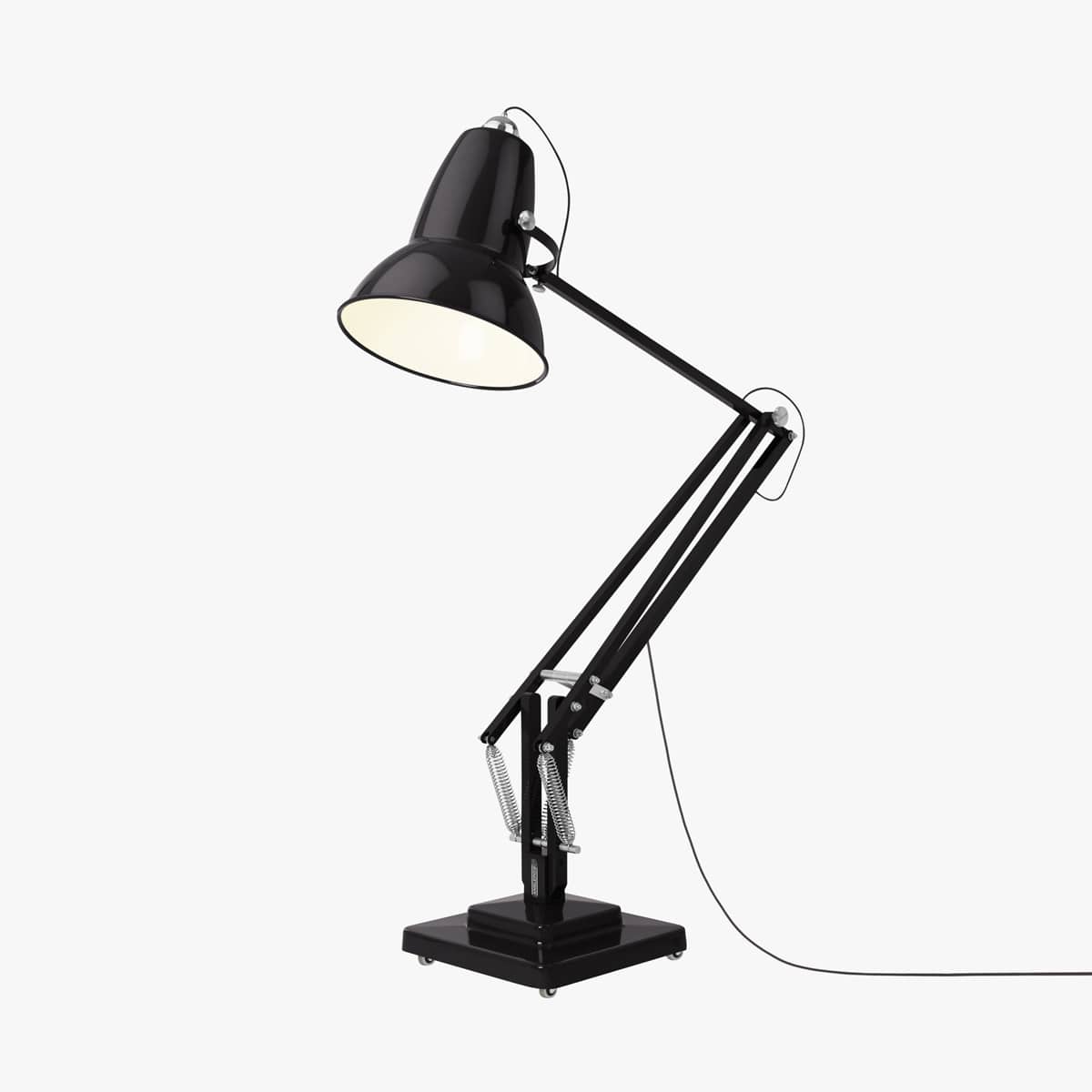 original-1227-giant-floor-lamp-jet-black-3 (2)
